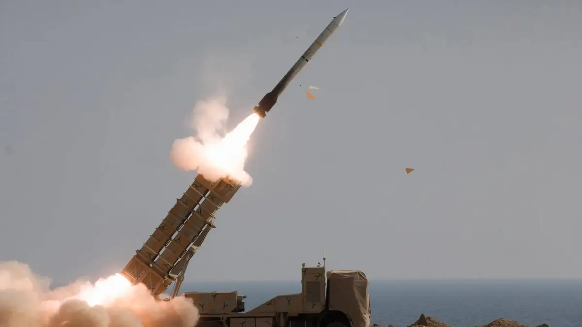 الحرس الثوري الإيراني يعلن تنفيذ الموجة 87 من "الوعد الصادق" ضد أهداف أمريكية و"إسرائيلية"