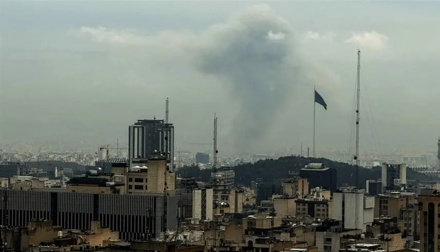 تصعيد عسكري واسع في إيران وانفجارات تضرب مواقع حيوية - موقع 24
