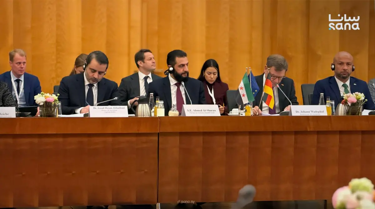 وزير الخارجية الألماني يستقبل الرئيس الشرع والوفد الوزاري المرافق في وزارة الخارجية الألمانية