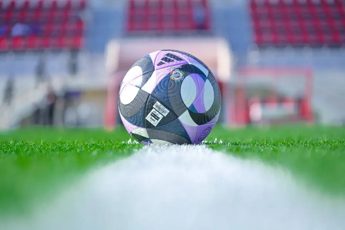 دعماً لممثلي الكرة السعودية... «الرابطة» تعدل مواعيد 10 مباريات في الدوري