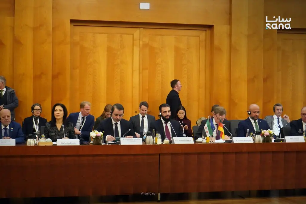 لقاء الطاولة المستديرة حول الاقتصاد والاستثمار في وزارة الخارجية الألمانية بحضور الرئيس الشرع