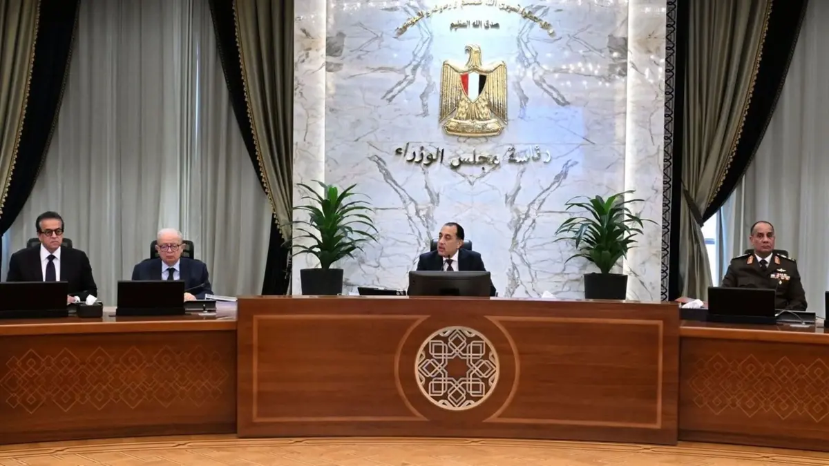 مصر تبطئ المشروعات كثيفة استهلاك الوقود مع استمرار حرب إيران وارتفاع أسعار الطاقة