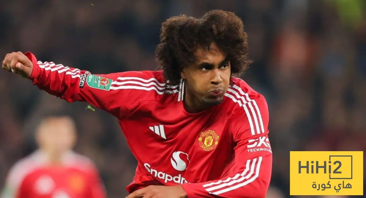 زيركزي يكشف شعوره عند سماع أغنية يونايتد في أولد ترافورد