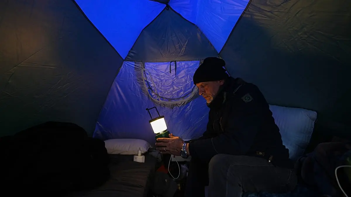 فيديو - "حتمًا سنعود إلى منازلنا".. نازحون يعلّقون على أخبار التوغّل الإسرائيلي في جنوب لبنان