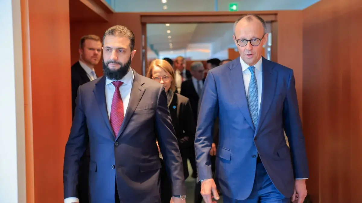 ميرتس: برلين ودمشق تتعاونان في ملف إعادة اللاجئين السوريين إلى بلادهم