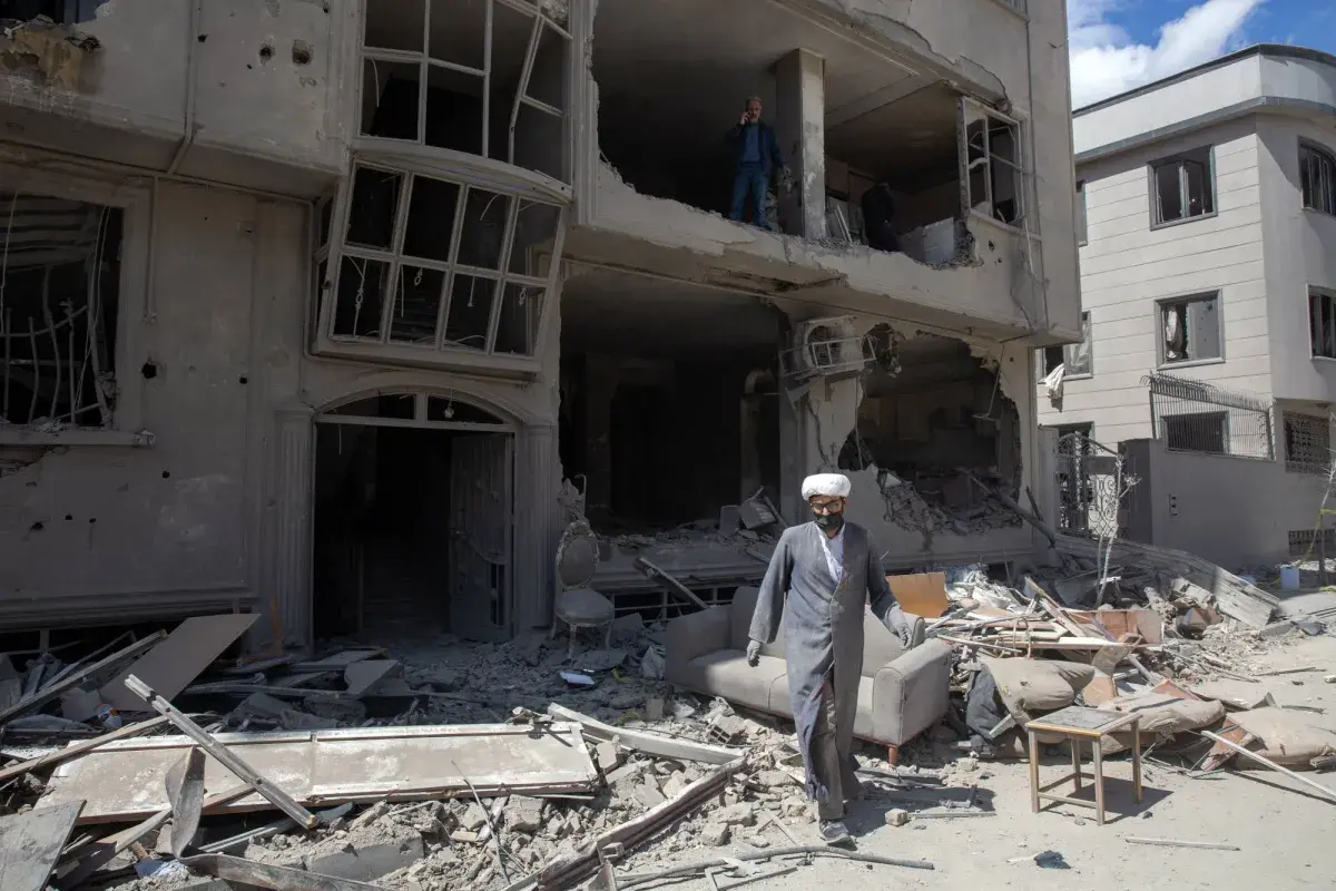 تصدّع القيادة الإيرانية يعرقل تنسيق القرار