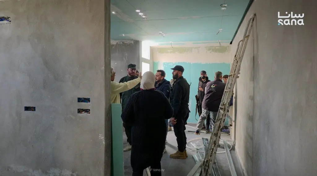 مجلس مدينة درعا يزيل بناء مخالفاً في حي السبيل