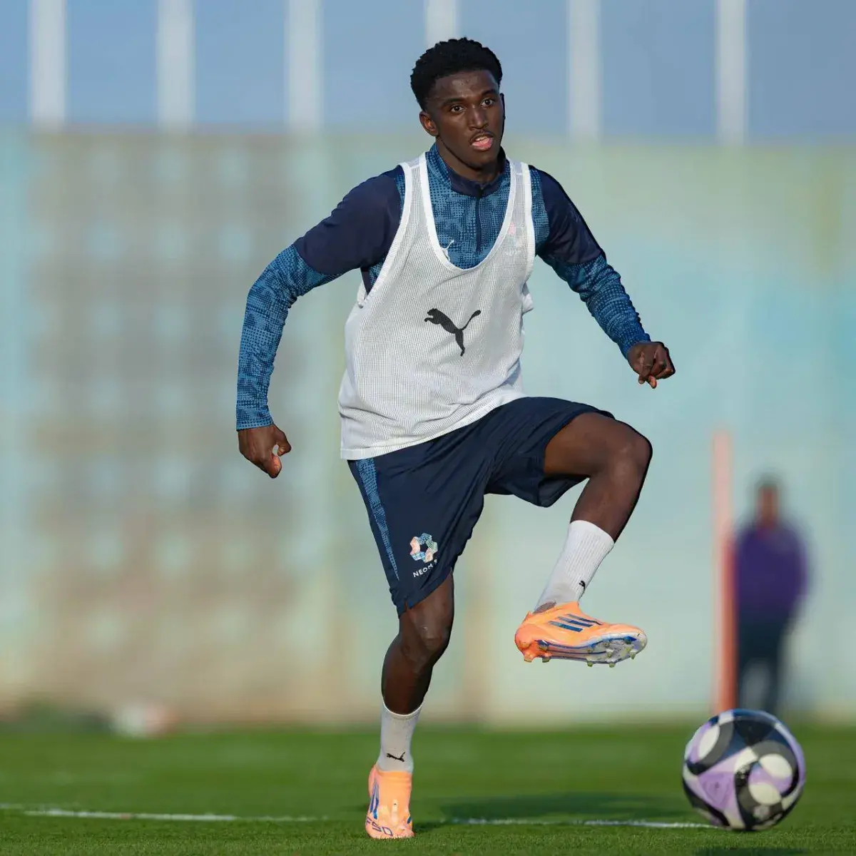 مهند آل سعد يعود لتدريبات نيوم الجماعية