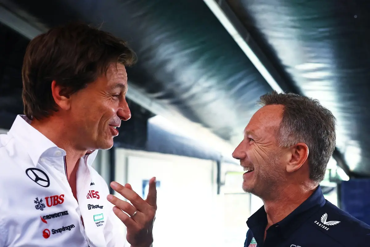 Toto Wolff "in two minds" on Christian Horner F1 return: "He's broken a lot of glass"