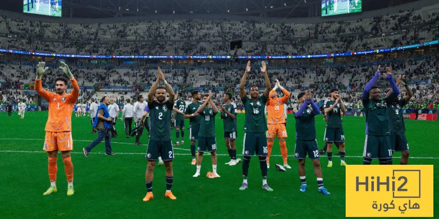 أسماء عالمية على طاولة المنتخب السعودي !