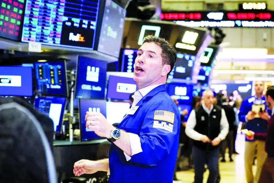 أسهم أمريكا تغلق منخفضة وسط تقييم للتطورات في الشرق الأوسط