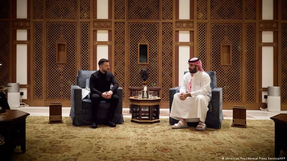 تعاون دفاعي سعودي أوكراني.. يتضمن خبرات التصدي للمسيرات