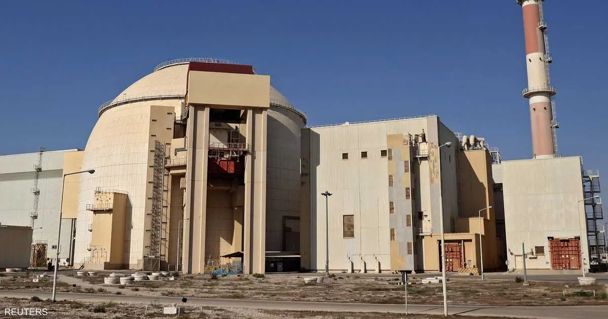 إجلاء عشرات الروس من "بوشهر".. وتحذير من خطر نووي