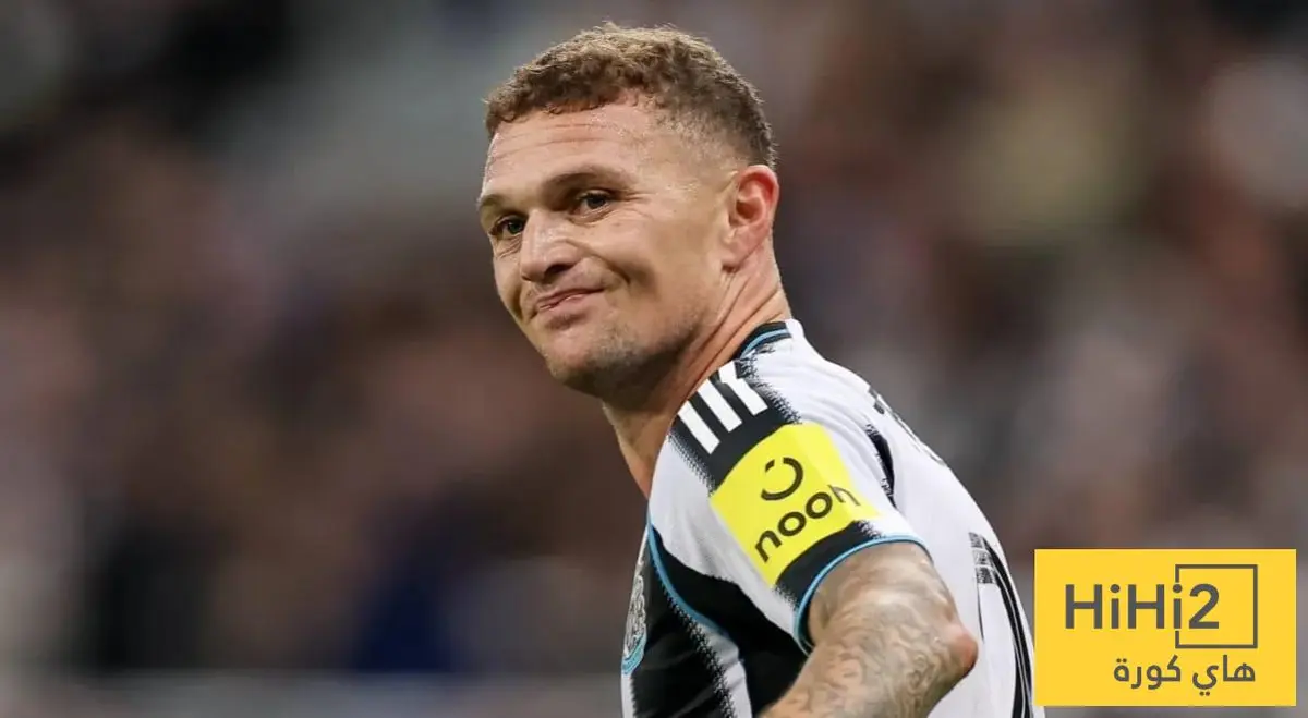 رسميًا.. نيوكاسل يعلن رحيل ظهيره الأيمن نهاية الموسم