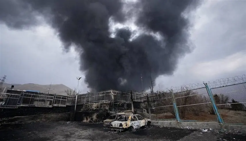 هجمات جوية على منشأة بوشهر وشركات بتروكيماوية إيرانية - موقع 24