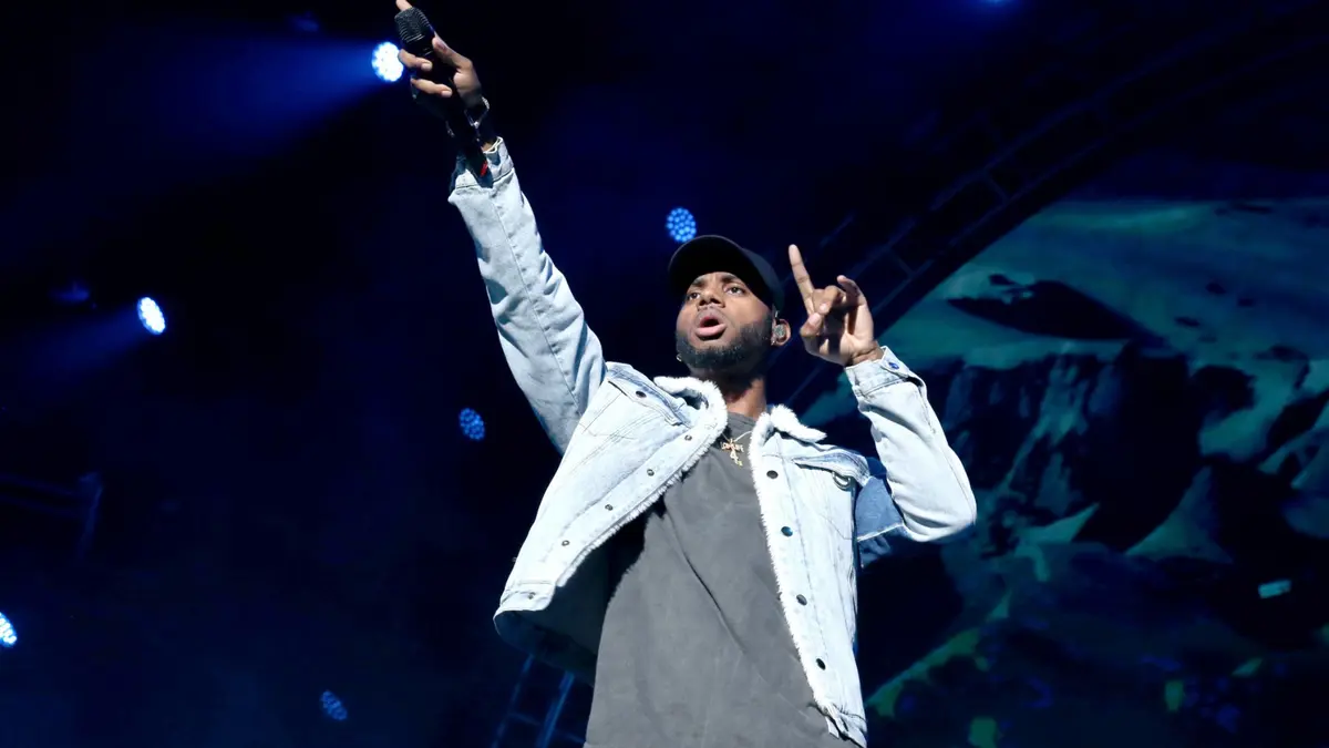 كيفية شراء تذاكر حفل برايسون تيلر وأيرا ستار في أبوظبي: المواعيد والأسعار وكل ما تحتاج معرفته