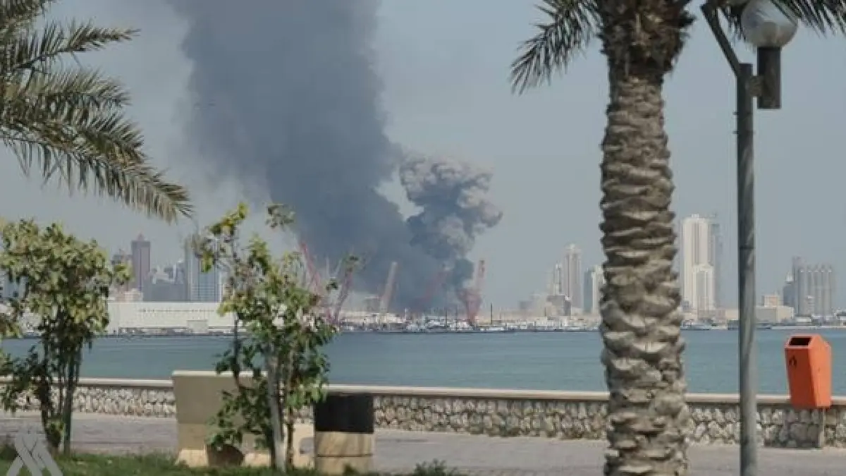 شظايا مسيرة إيرانية توقع 4 إصابات في البحرين.. وتطال مباني في دبي