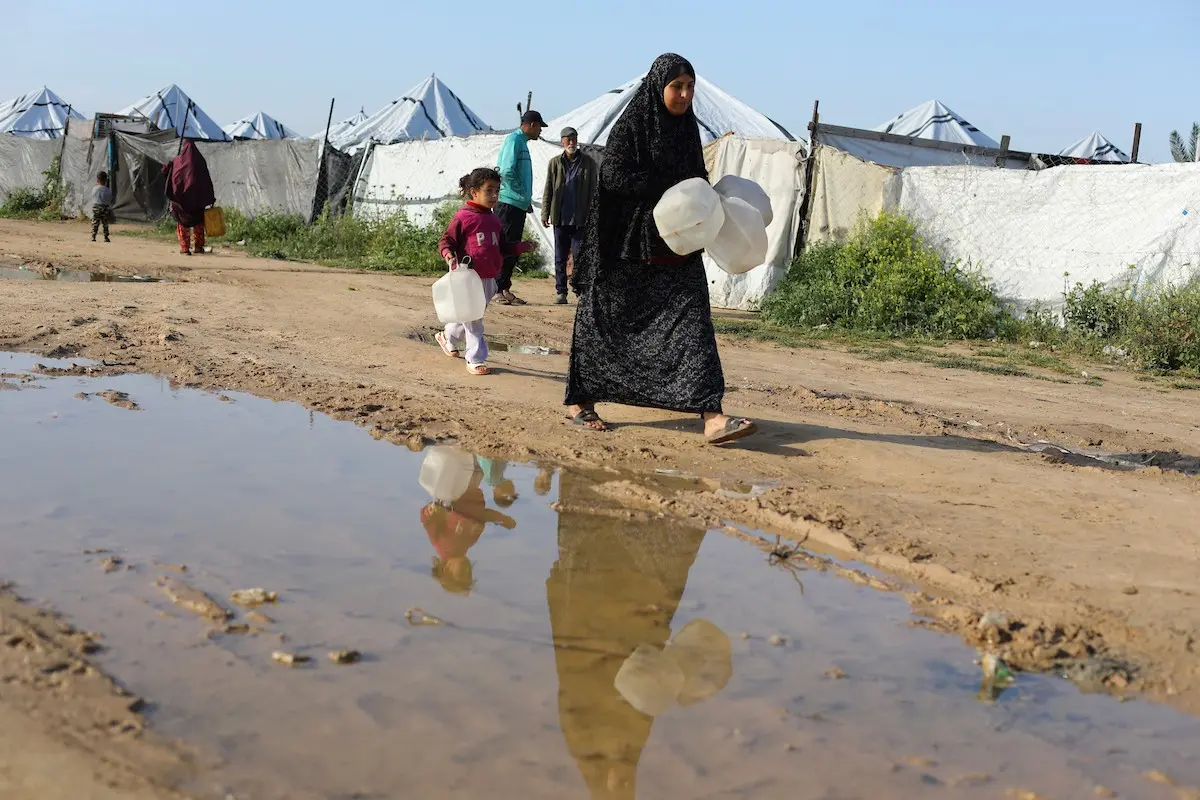 أونروا: ثلثا سكان غزة يعيشون في مواقع النزوح وسط تداعيات حرب الاحتلال المتواصلة