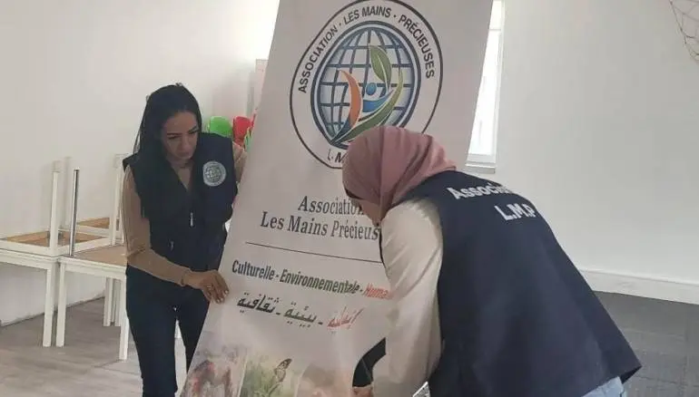 معرض فنان الأرض في باريس يعرض الموزاييك والمجسمات الدمشقية السبت القادم