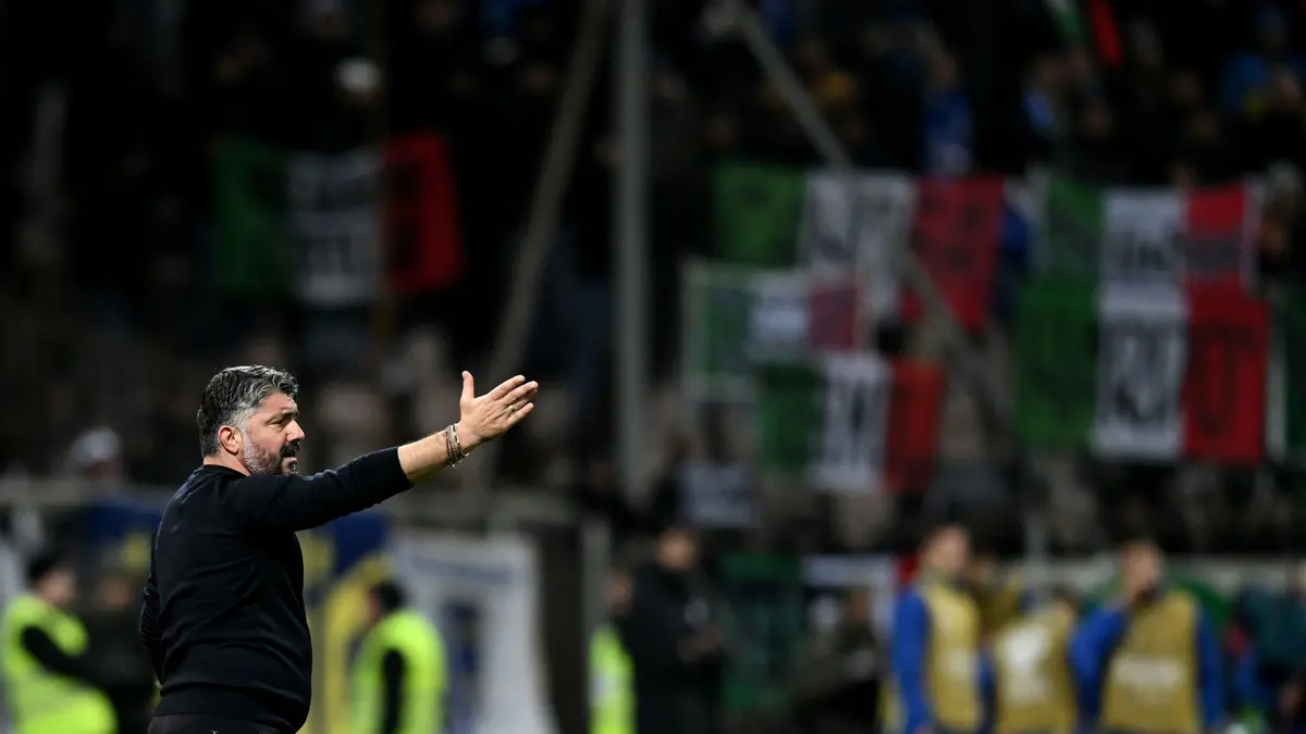 بعد الكارثة.. اسم مفاجئ يقترب من قيادة المنتخب الإيطالي