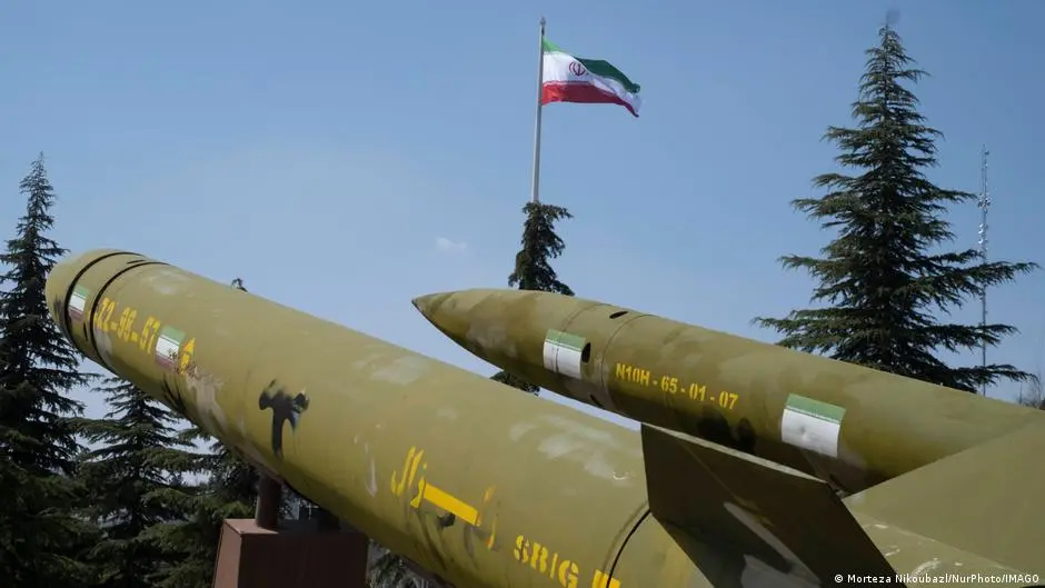 إسرائيل تؤكد استمرار تهديد أكثر من ألف صاروخ إيراني