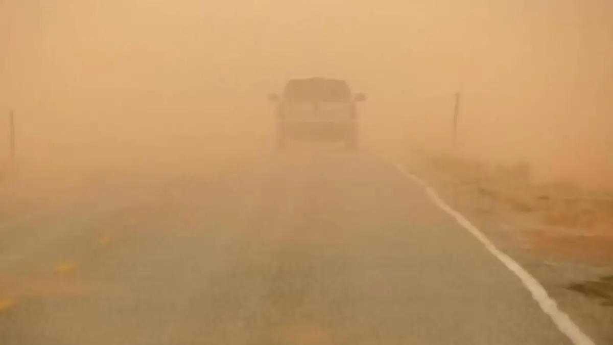 الأرصاد: أجواء مغبرة السبت وفرصة لزخات مطرية الأحد