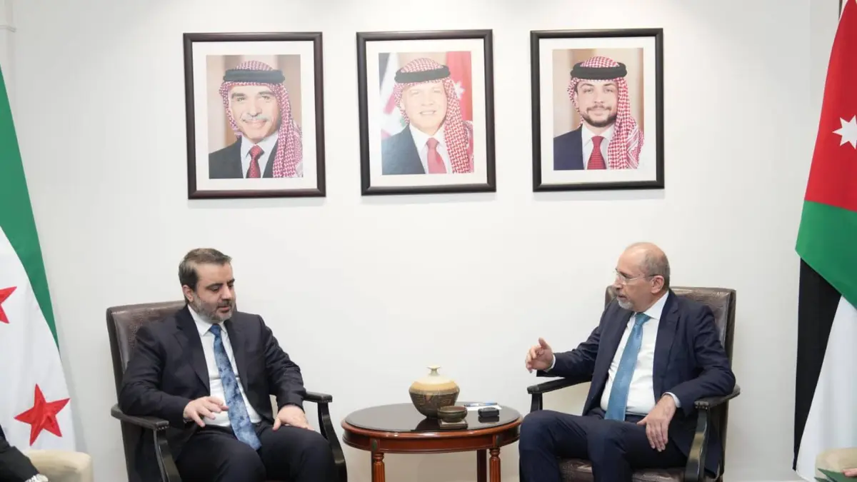 الصفدي يبحث مع الشيباني تعزيز العلاقات والتنسيق وإدانة الاعتداءات في المنطقة