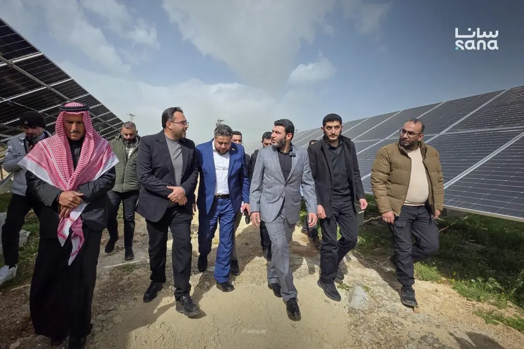 افتتاح أول محطة طاقة شمسية بعد التحرير في قرية طيبة التركي بحماة